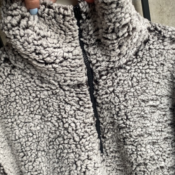 Thread + Supply Sherpa Quarter Zip - Picture 6 of 7